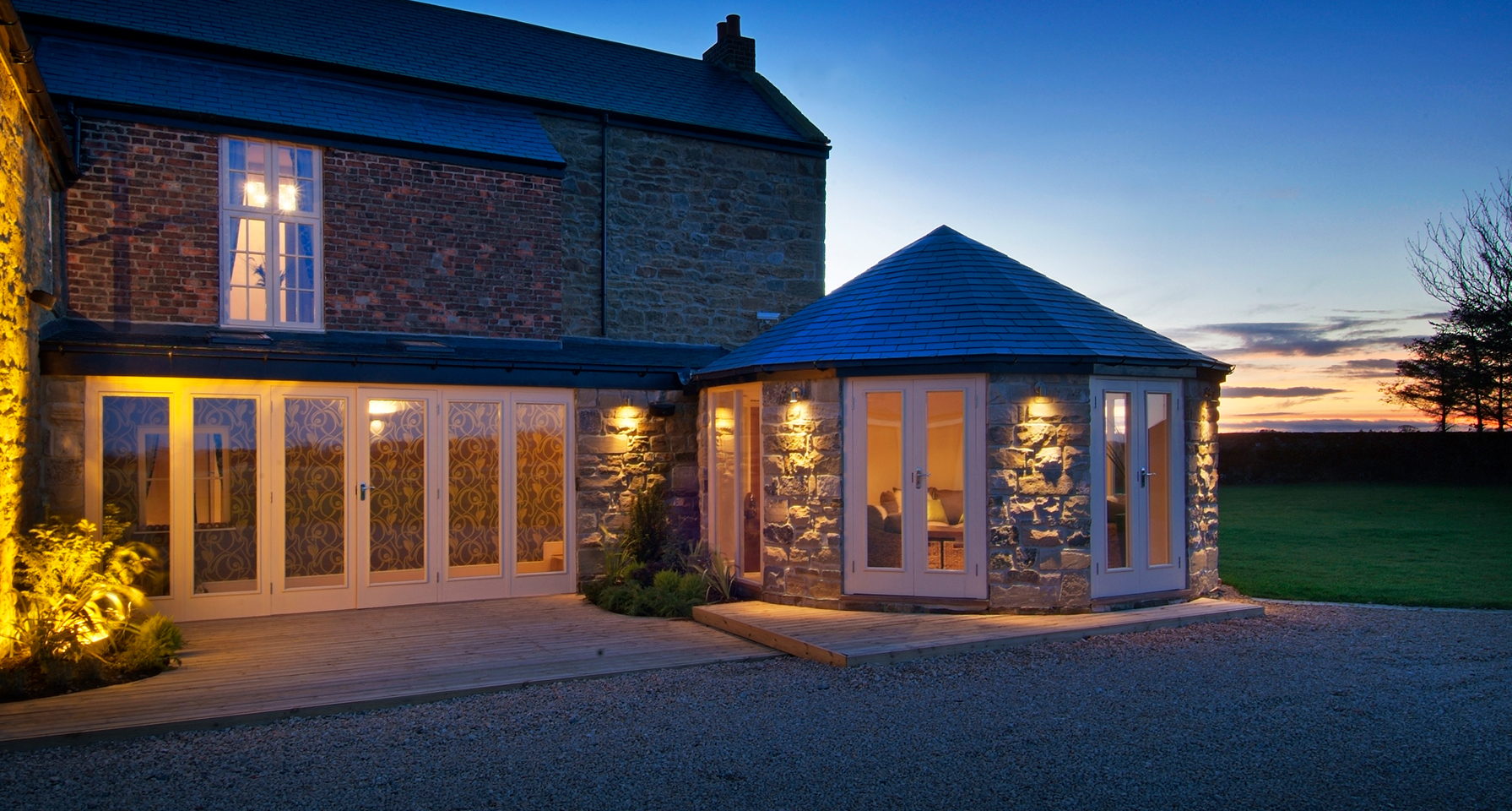 8 NORTH FARM